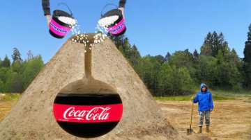 牛人自制火山爆发，倒入可乐曼妥思后，场面瞬间失控！