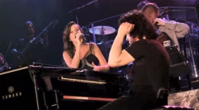 雅尼-夜莺女声现场版