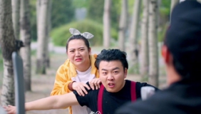 男子鞋底藏私房钱遭暴打，老婆套路太深令人后怕！