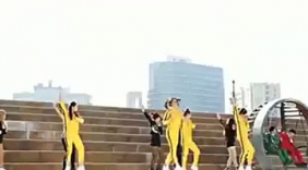 T araLittleApple日韩青春清纯美女小苹果舞蹈