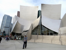 国外旅游: 美国洛杉矶艺术馆 音乐厅