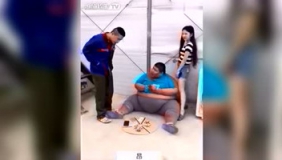 哥们，你那还要人吗？搞笑炫技逆天神技搞笑合集经典幽默低调炫技