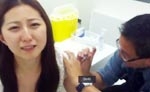 【街拍客】可爱清纯MM打针的反映
