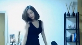 高颜值完美身材美女热舞