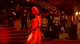 《一无所有》 最好的女声版本