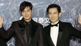 李敏镐现场秀中文逗乐粉丝