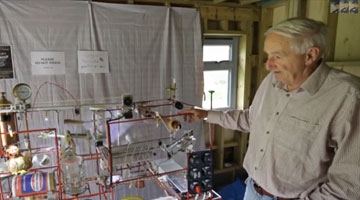 老人造全自动早餐神器 一个按钮搞定早餐