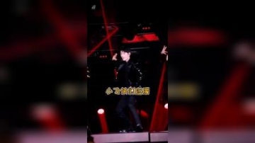 舞台上帅气的肖战 ，背后是无数刻苦努力的练习！