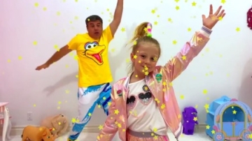 萌娃和爸爸萌参加唱歌跳舞比赛