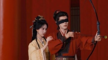 “盲眼策箭”组队PK，陈都灵周翊然配合默契超养眼