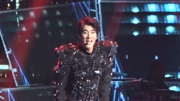 王力宏演唱会成龙惊喜助阵 火力全开燃爆全场