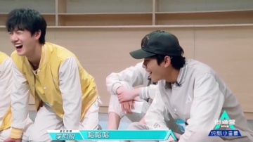 翟潇闻、李昀锐童年照片大曝光，真真是男大十八变呀