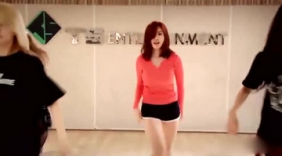 美女舞蹈室排练Mv，性感又帅气