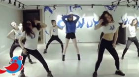 韩国时尚舞蹈，这舞蹈也就韩国美女可以驾驭的了吧