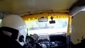 【拍客】方向盘掉了还能开车? 我读书少不要骗我