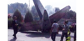 伊朗一架小型客机坠毁48人遇难