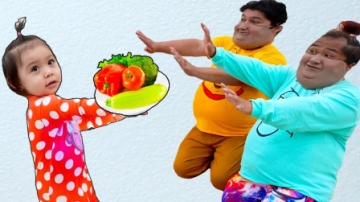 超奇怪，萌娃小萝莉想让爸爸吃蔬菜水果，可是爸爸为何不想吃呢？儿童亲子益智趣味游戏玩具故事