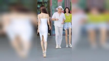 提问女生男友吃着碗里看着锅里，咋办穿搭街拍美女