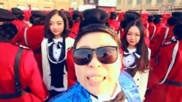 [拍客]千位圣诞老人版<江南Style>