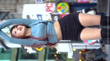[4K]大冷天 大白腿 BBOOM 人生赢家 街拍 美女Yeseo Dance饭拍6p合辑