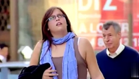 外国人恶搞视频都很搞笑，看外国人如何恶搞路人？