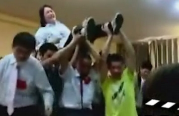 【拍客】打入传销组织内部 拍到成员洗脑过程