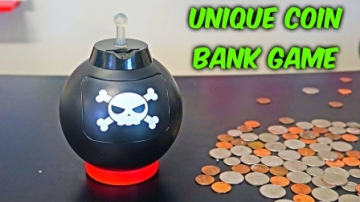 牛人脑洞大开，自制“炸弹”存钱罐，硬币一投自动爆炸！