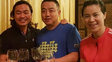 王宝强婚变后首次发声：举杯同庆 其乐融融