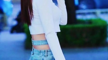 夏日美女女神街拍，时尚穿搭分享