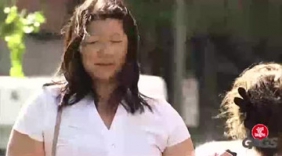 老外街头恶搞最后一吻