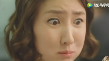 女孩网购韩国泡面，嘴被辣肿全身发麻