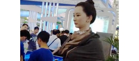【拍客】深圳高交会现逼真机器人美女