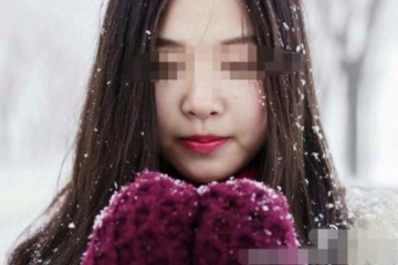 女大学生春节兼职工作15小时  趴厕所吐血身亡