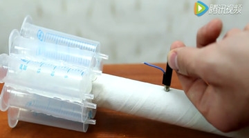 牛人用打火石制成了“加特林机枪”，威力不小