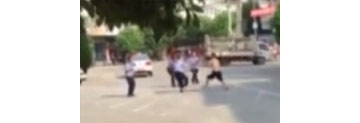 【拍客】男子砍掉派出所长耳朵 被民警持枪击中后制服