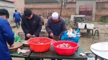 实拍农村办酒席，又是宰牛又是宰羊的，制作八大碗真是无肉不欢！