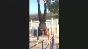 我大中华果然是牛人辈出，在广场就能看到这样的绝活，太牛了