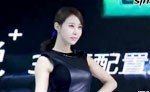 【街拍客】杭州西博车展靓丽车模争相斗艳