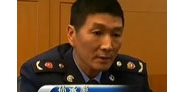 局长办公室被偷 保安报警却被“劝退”