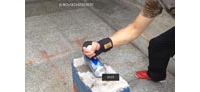 【拍客】牛人手握鸡蛋拳砸啤酒易拉罐绝活