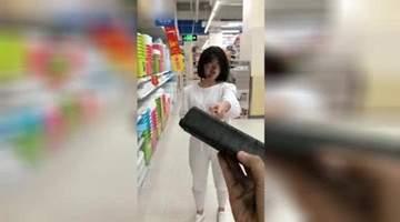 作死弟妹恶搞姐姐，弟弟无辜背锅，哈哈让你再幸灾乐祸！