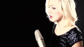 超好听的一首英文歌，女声一开口就着迷了