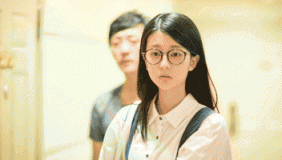 "关关"原来竟是"妩媚娘" 乔欣浓妆艳抹认不出