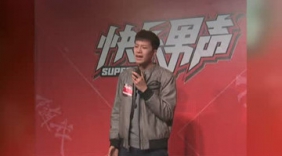 唱了个《残酷月光》和啥来着