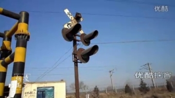 [拍客]列车车头过道口