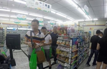 【拍客】无人超市在中国的一天 你守信用了吗？