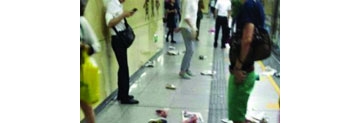 【拍客】网曝深圳地铁恐慌事件的监控视频