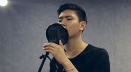 牛人翻唱周杰伦经典《黑色幽默》满满都是回忆！