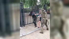 超级恶搞，爆笑小铜人