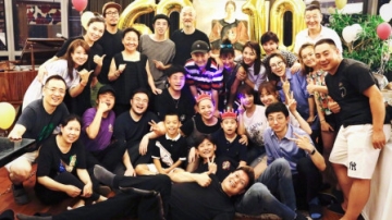 宋丹丹办60岁生日宴 刘涛杨紫张一山华晨宇等齐聚好热闹